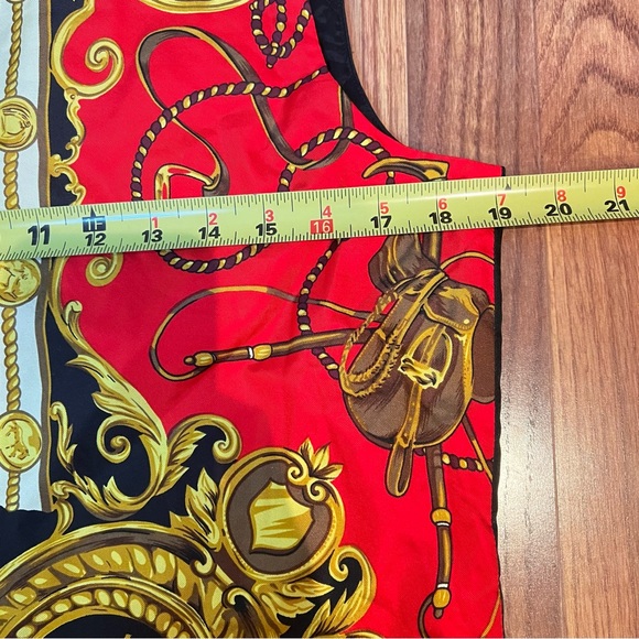 VINTAGE | Rafaella 90s red silk equestrian style vest - Picture 7 of 8
